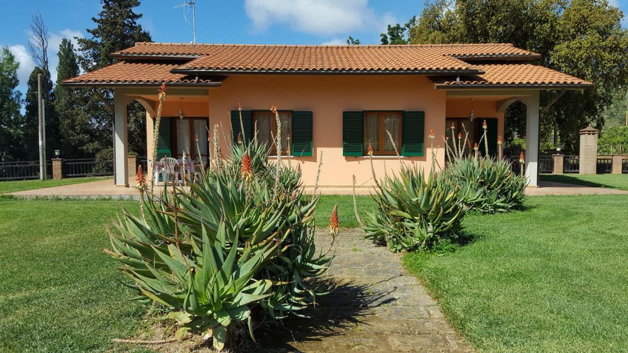 Agriturismo Rebua Porto Azzurro Luaran gambar
