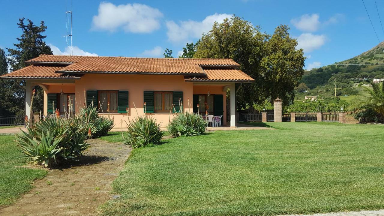 Agriturismo Rebua Porto Azzurro Luaran gambar