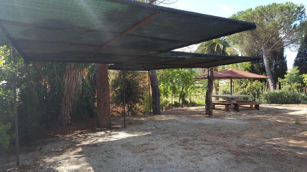 Agriturismo Rebua Porto Azzurro Luaran gambar