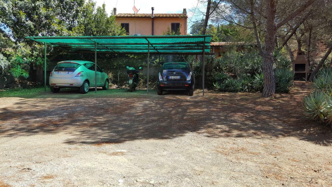 Agriturismo Rebua Porto Azzurro Luaran gambar